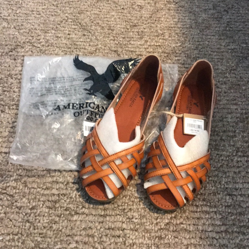 NWT American Eagle flats.